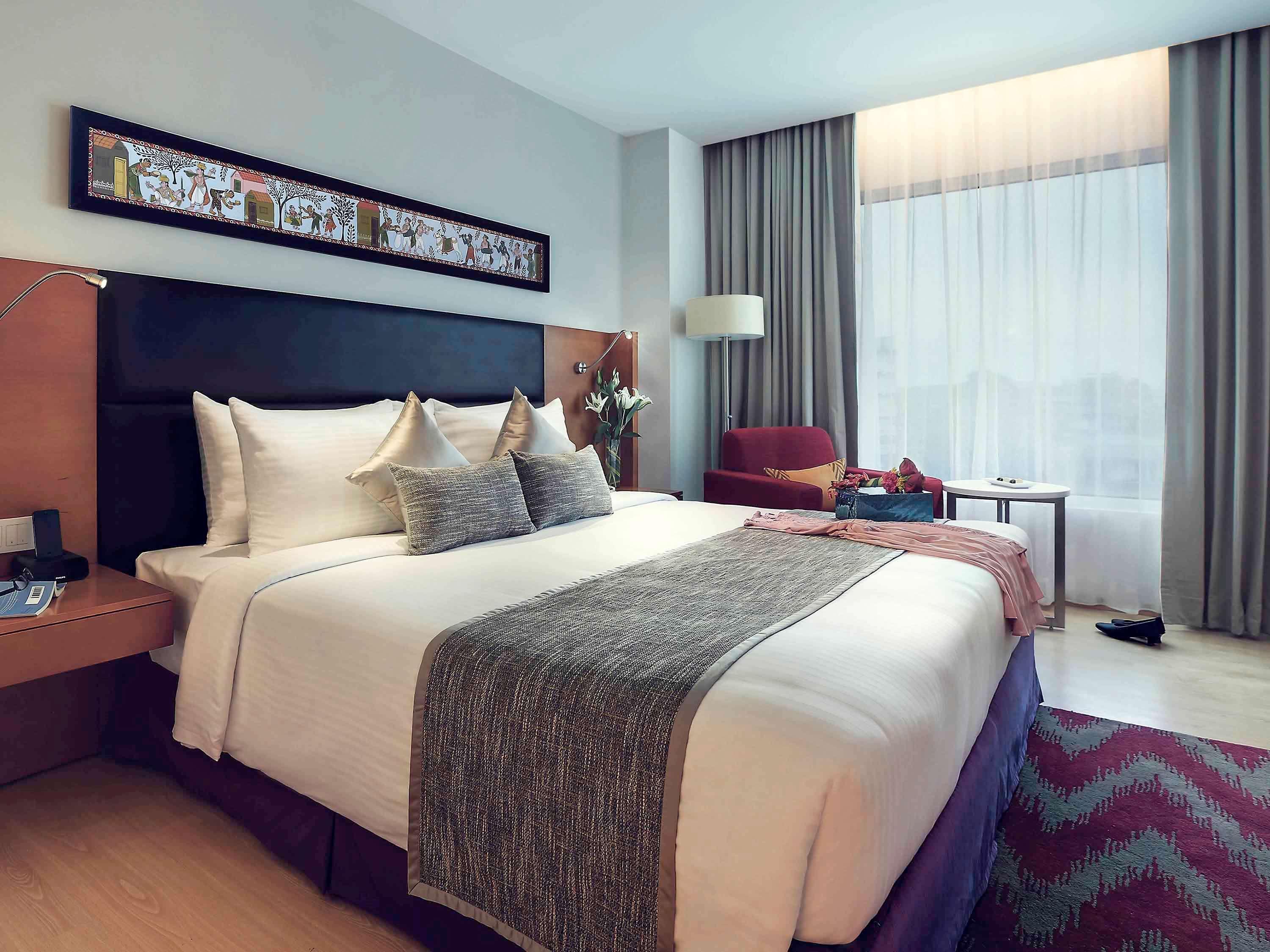 Mercure Hyderabad Kcp Banjara Hills, An Accor Hotel Extérieur photo Deluxe Room